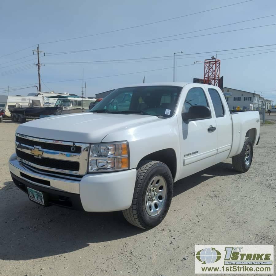 2010 CHEVROLET SILVERADO 1500 LS, 4.8L VORTEC, 4X4, EXTENDED CAB, SHORT BED