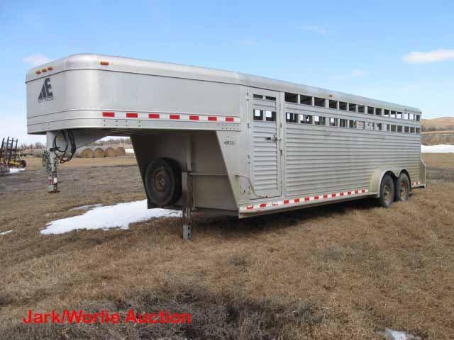 '07 Elite Trailers 24' Stock Trailer