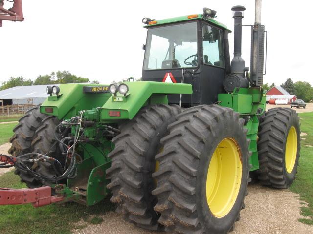 JD 8760 4WD Tractor