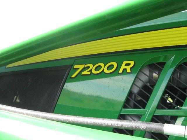 JD 7200R FWA Tractor w/H480 Loader