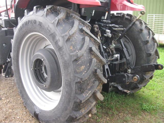 Case IH Puma 130 FWA Tractor w/Loader - Very Nice! *Read Description: