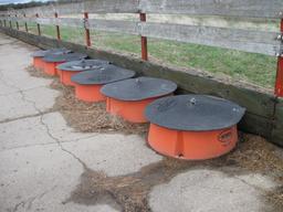 6) Sioux Dura-Life Poly Mineral Feeders
