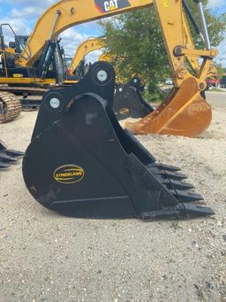 NEW STRICKLAND 42IN. DIGGING BUCKET EXCAVATOR BUCKET . 80MM PIN TO FIT CAT 320/321/323, KOMATSU PC21