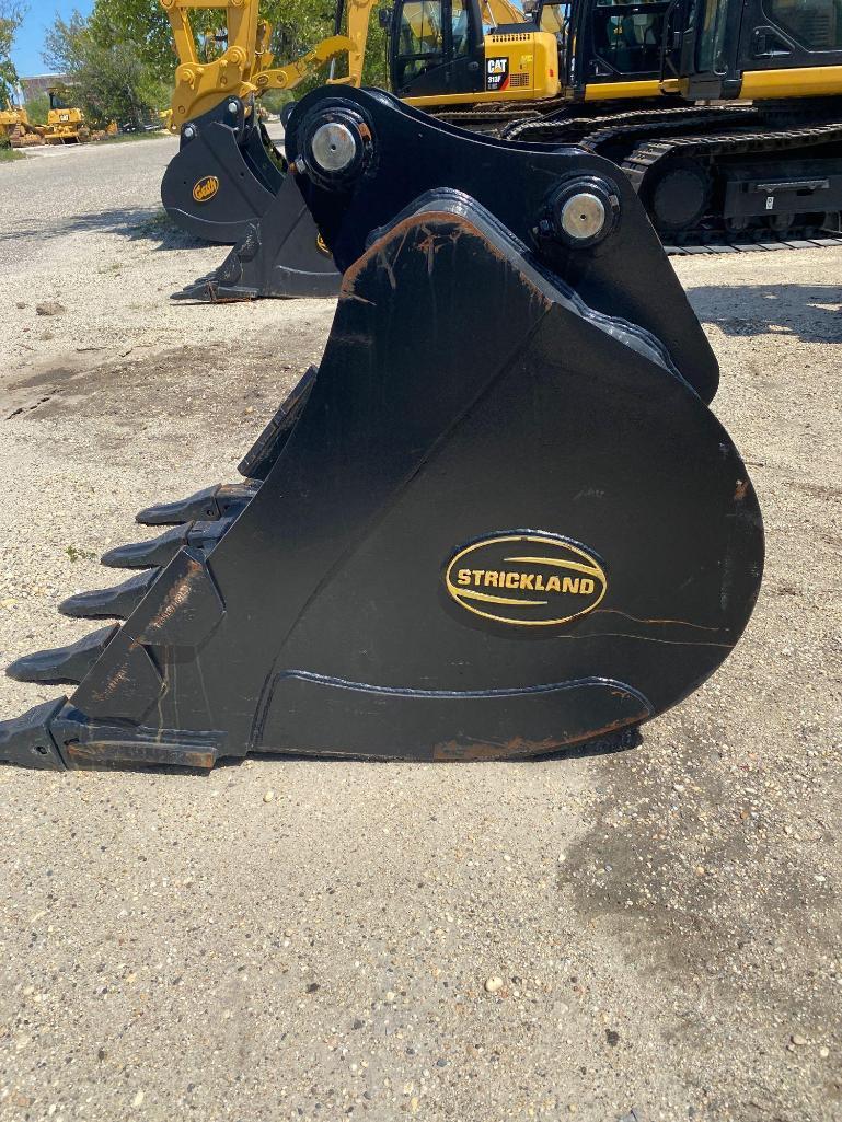 NEW STRICKLAND 42IN. DIGGING BUCKET EXCAVATOR BUCKET 65MM PIN SIZE TO FIT CAT 311/312/313, KOMATSU P