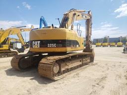 CAT 325CLCR HYDRAULIC EXCAVATOR SN:BKW00349 powered by Cat diesel engine, equipped with Cab, auxilia