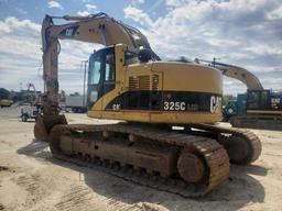 CAT 325CLCR HYDRAULIC EXCAVATOR SN:BKW00349 powered by Cat diesel engine, equipped with Cab, auxilia