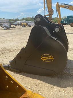 NEW STRICKLAND 48IN. DIGGING BUCKET EXCAVATOR BUCKET . 80MM PIN TO FIT CAT 320/321/323, KOMATSU PC21