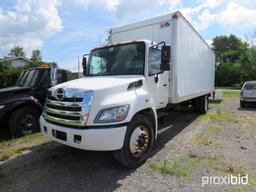 2011 HINO 268 REEFER TRUCK VN:S51963 powered by diesel engine, equipped with power steering, a/c, am