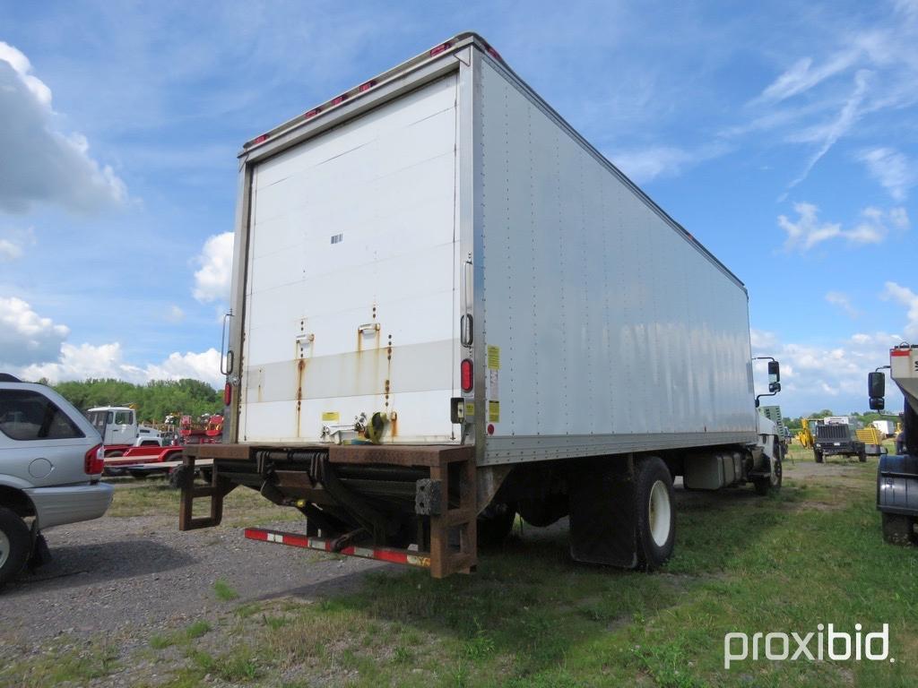 2011 HINO 268 REEFER TRUCK VN:S51963 powered by diesel engine, equipped with power steering, a/c, am