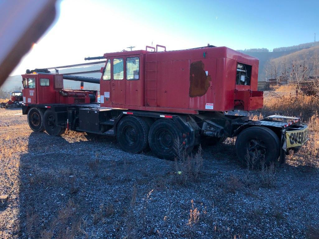 1964 LINKBELT HC238 TRUCK CRANE 4x8, powered by Detroit 871 lower diesel engine w/ Detroit 671 upper