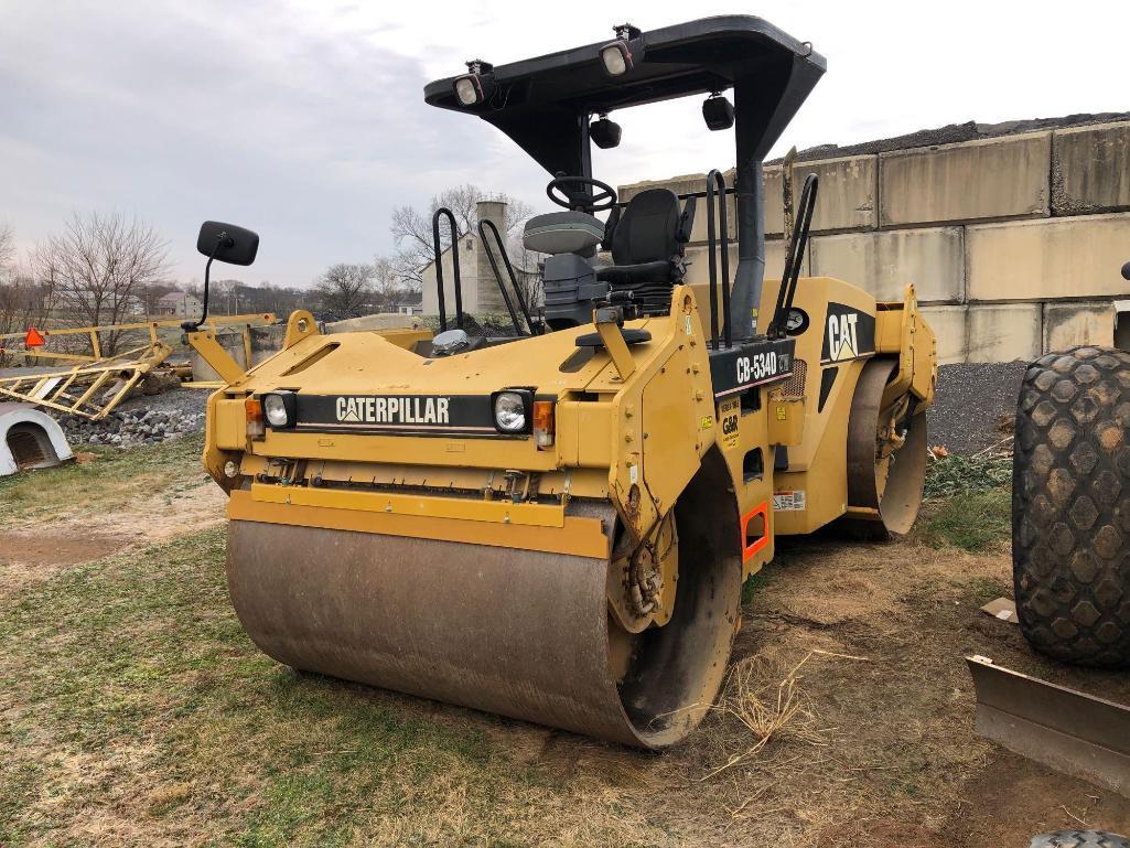 2005 CAT CB534DWX ASPHALT ROLLER SN:EAA00396 powered by Cat 3054C diesel engine, equipped with OROPS