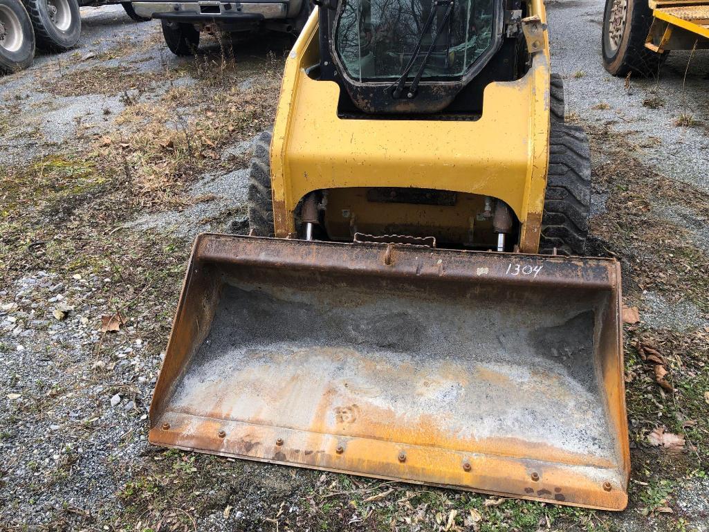 2007 CAT 226B2 SKID STEER powered by Cat 3024C diesel engine, equipped with EROPS, 2-speed,auxiliary