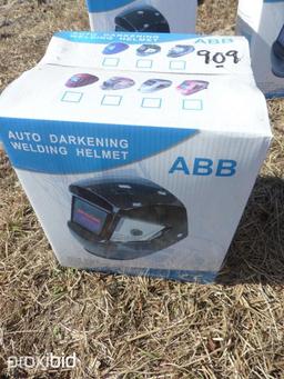 NEW AUTO DARKENING WELDING HELMET NEW SUPPORT EQUIPMENT