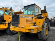VOLVO A25C ARTICULATED HAUL TRUCK SN:V10237 6x6, powered by Volvo TD73 diesel engine, equipped with