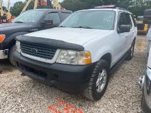 2004 FORD EXPLORER XLS SPORT UTILITY VEHICLE VN:B32731 4x4, powered by 4.0L gas engine, equipped