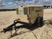 2015 DOOSAN P425/HP375WCUT4 AIR COMPRESSOR SN:469648UBZF15 powered by diesel engine, equipped with