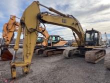 CAT 330L HYDRAULIC EXCAVATOR SN:623 powered by Cat diesel engine, equipped with Cab, auxiliary