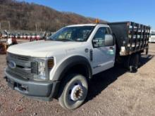 2018 FORD F450 STAKE TRUCK VN:1FDUF4GT1JDA01719 powered by 6.7 Powerstroke diesel engine, equipped