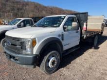 2017 FORD F450 STAKE TRUCK VN:1FDTF4GT8HEE04841 powered by 6.7 Powerstroke diesel engine, equipped