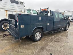 2015 FORD F250 UTILITY TRUCK VN:1FD7X2A69FEA89633 powered by gas engine, equipped with power