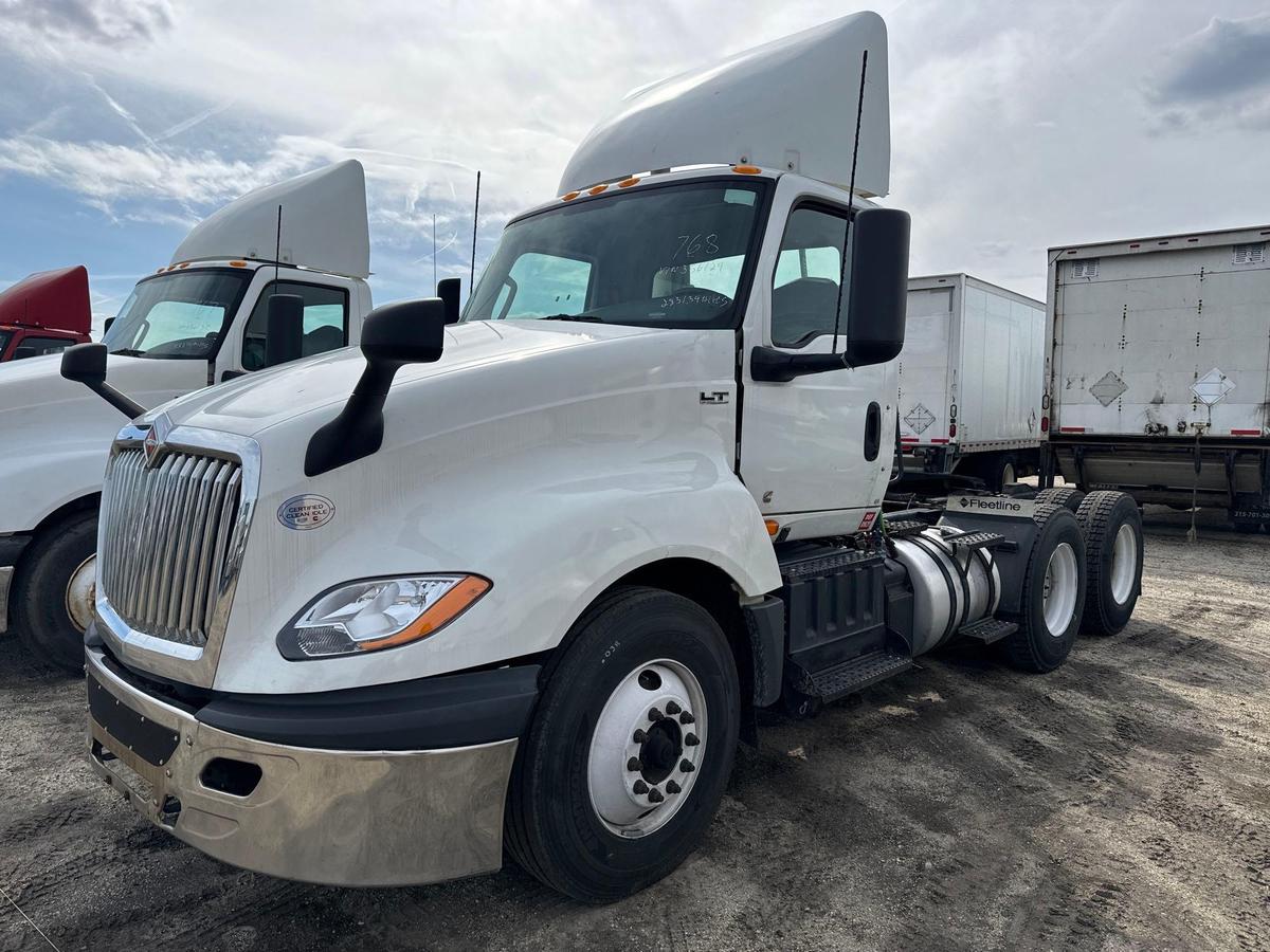 2018 INTERNATIONAL LT625 TRUCK TRACTOR VN:JL356129 powered by Cummins X15 14.9L diesel engine,