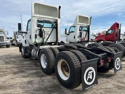 2018 INTERNATIONAL LT625 TRUCK TRACTOR VN:JL356129 powered by Cummins X15 14.9L diesel engine,