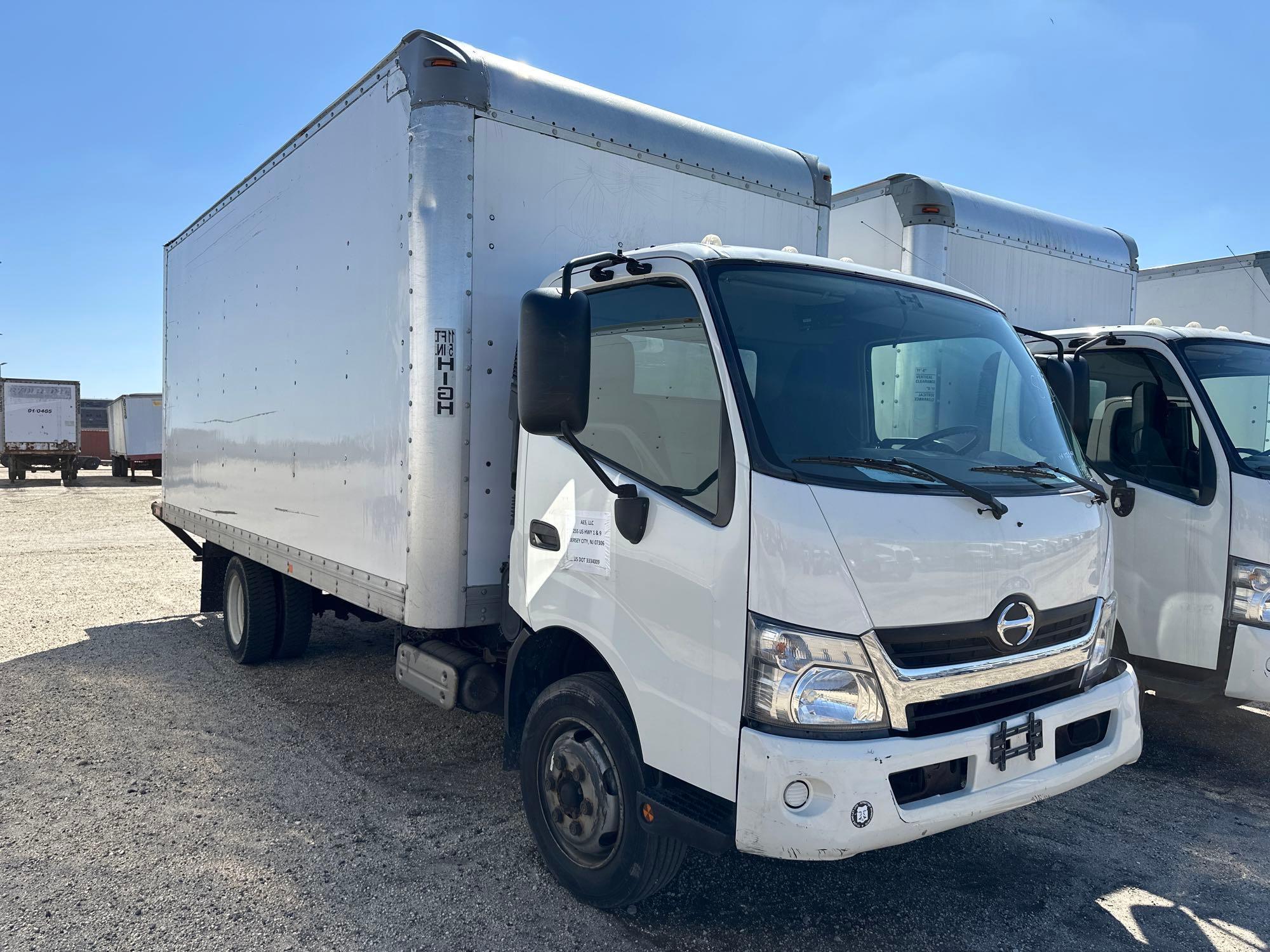 2017 HINO 195 VAN TRUCK VN:JHHSDM2H4HK005349 powered by Hino J05D/E 4.7L diesel engine, equipped