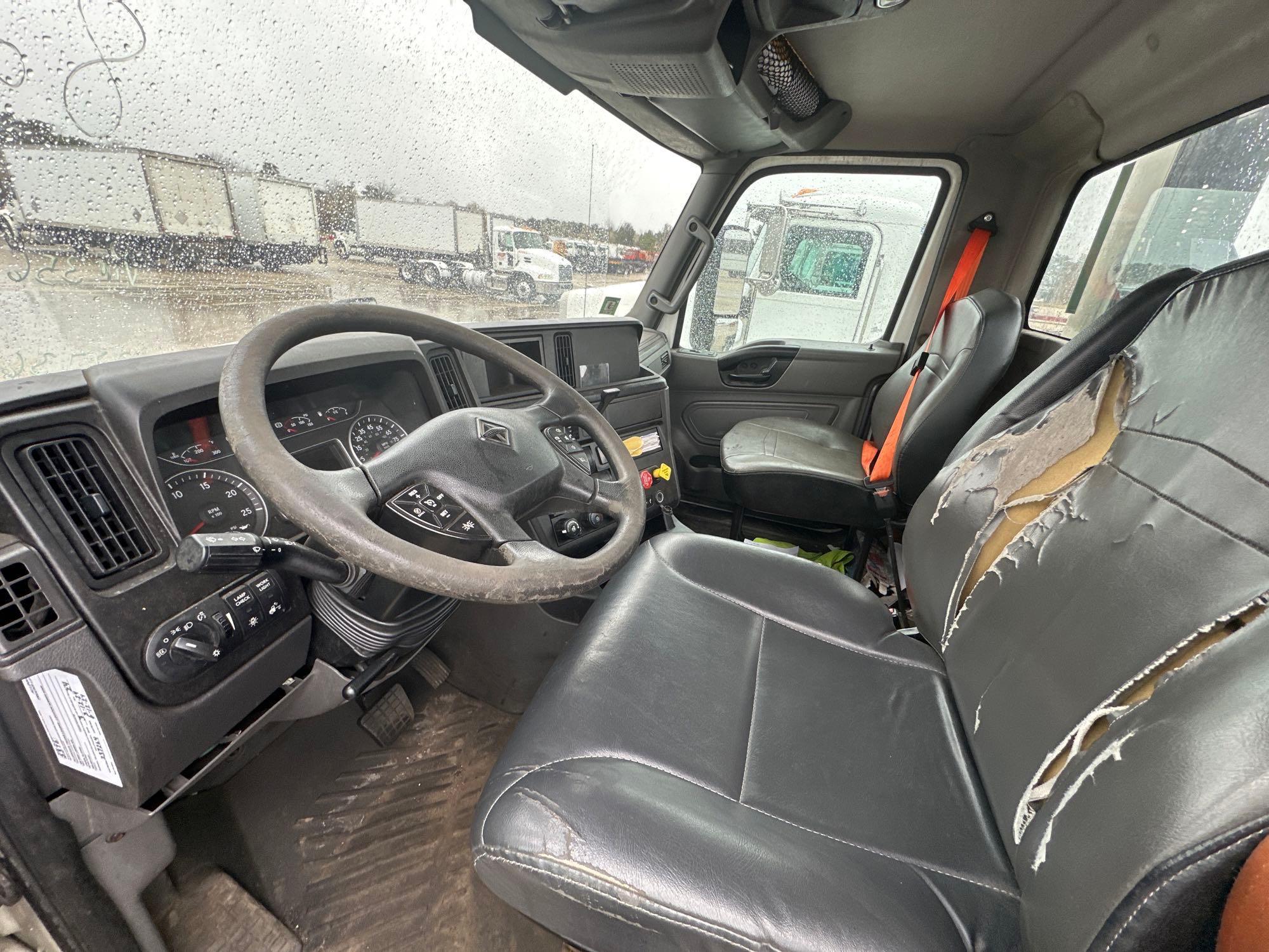 2018 INTERNATIONAL LT625 TRUCK TRACTOR VN:JL356112 powered by Cummins X15 14.9L diesel engine,