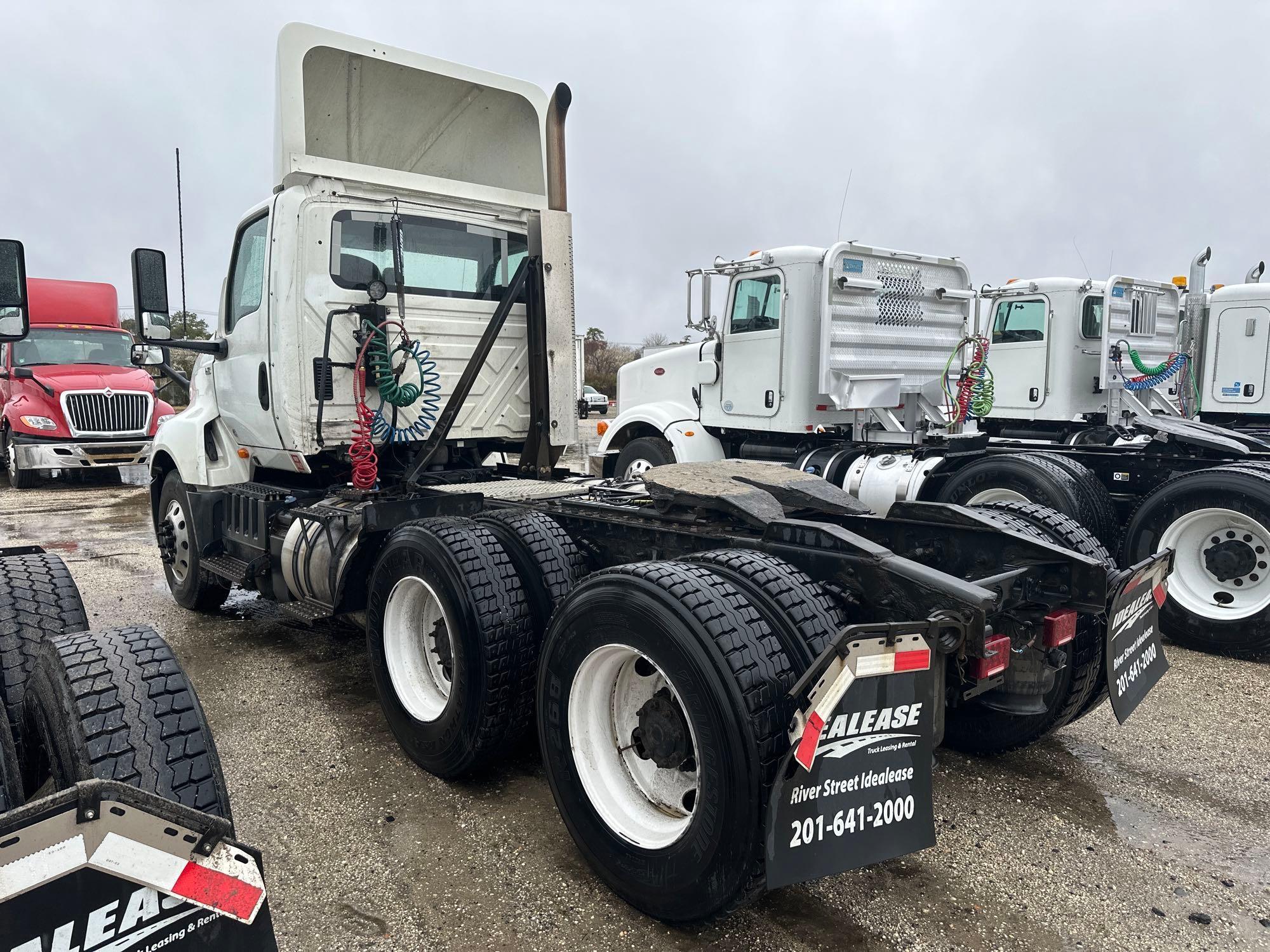 2018 INTERNATIONAL LT625 TRUCK TRACTOR VN:JL356112 powered by Cummins X15 14.9L diesel engine,