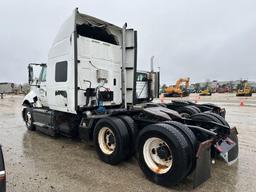 2010 INTERNATIONAL PRO STAR TRUCK TRACTOR VN:230333 powered by Max Force 13 diesel engine, equipped