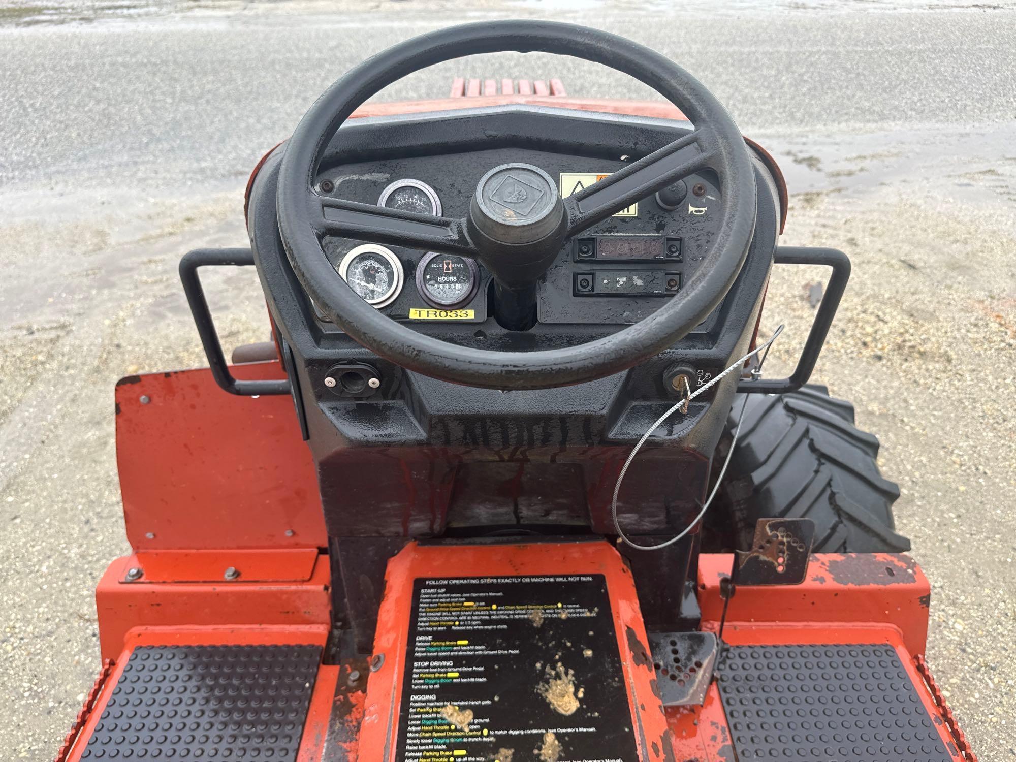 2014 DITCH WITCH RT-45 TRENCHER SN:CMWRT45XTE0002097 4x4, powered by diesel engine, equipped with
