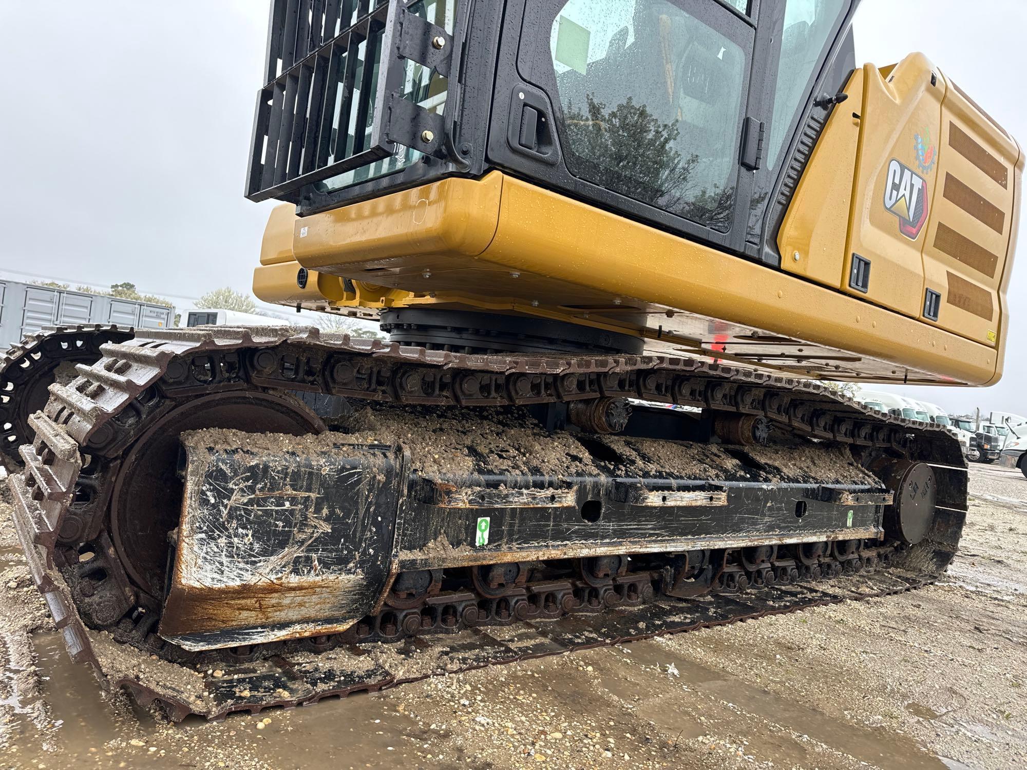 2022 CAT 320 2D HYDRAULIC EXCAVATOR SN:MYK10460 powered by Cat diesel engine, equipped with Cab,