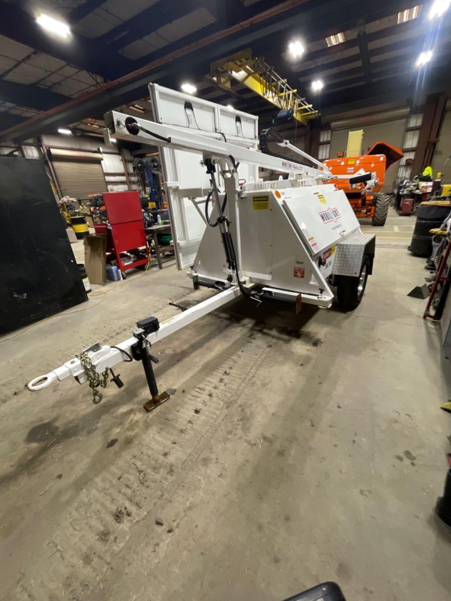 2016 MOBILIGHT LIGHT PLANT SN:1759862 solar powered, trailer mounted.BOS ONLY