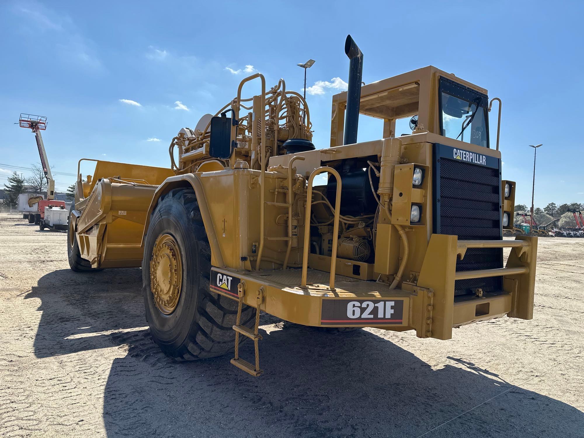 CAT 621F MOTOR SCRAPER SN:4SK00981 powered by Cat 3406CTA diesel engine, 330hp, equipped with