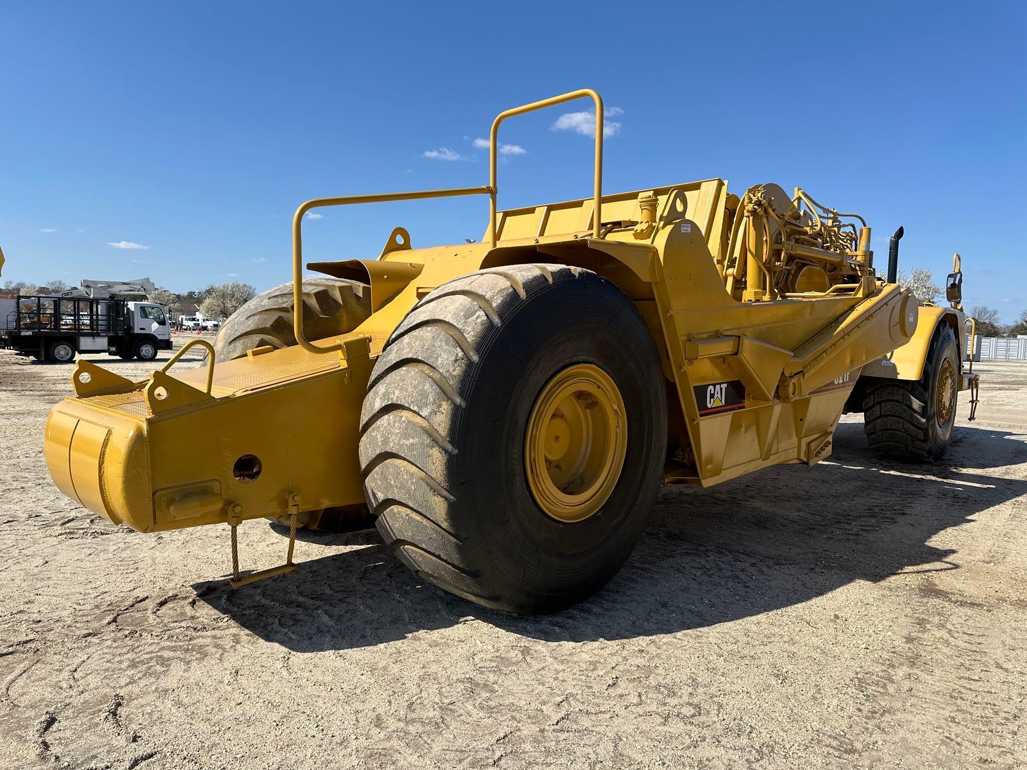 CAT 621F MOTOR SCRAPER SN:4SK00981 powered by Cat 3406CTA diesel engine, 330hp, equipped with