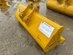 NEW TERAN 48IN. CLEAN UP BUCKET EXCAVATOR BUCKET for CAT 305/306.