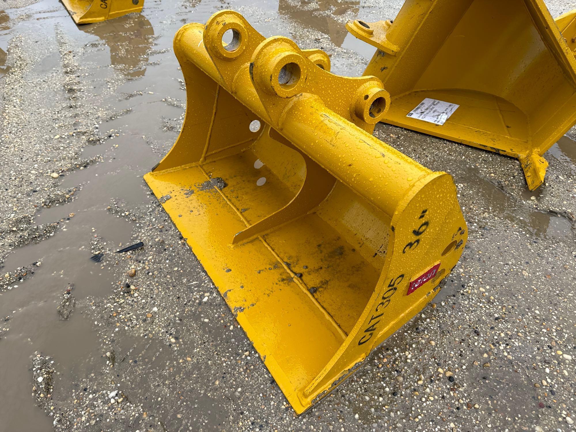 NEW TERAN 36IN. CLEAN UP BUCKET EXCAVATOR BUCKET for CAT 305.