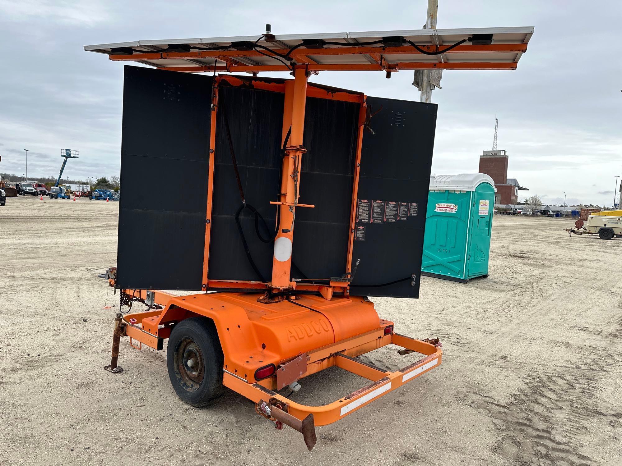 ADCO MESSAGE BOARD ARROW/MESSAGE BOARD SN:10422 trailer mounted.BOS ONLY