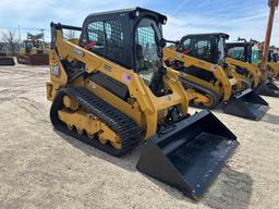 2023 CAT 259D3 RUBBER TRACKED SKID STEER powered by Cat C3.3B DIT EPA Tier 4F diesel engine, 74.3hp,