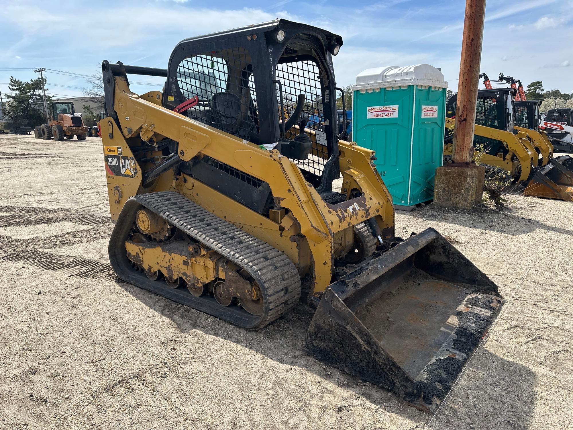 2018 CAT 259D RUBBER TRACKED SKID STEER SN:FTL17982 powered by Cat diesel engine, equipped with