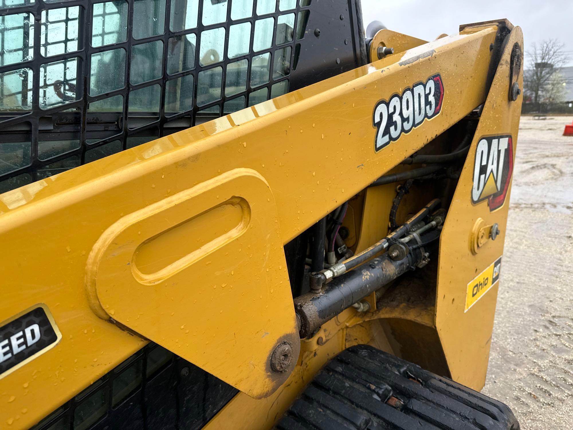 2021 CAT 239D RUBBER TRACKED SKID STEER SN:HC901126 powered by Cat diesel engine, equipped with