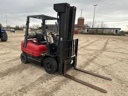 TOYOTA 6FGCU25 FORKLIFT SN:68621 powered by LP engine, equipped with OROPS, 5,000lb lift capacity,