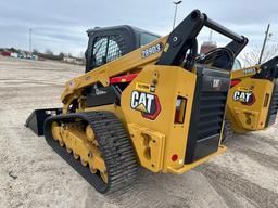 2023 CAT 289D3 RUBBER TRACKED SKID STEER powered by Cat C3.3B DIT EPA Tier 4F diesel engine, 74.3hp,