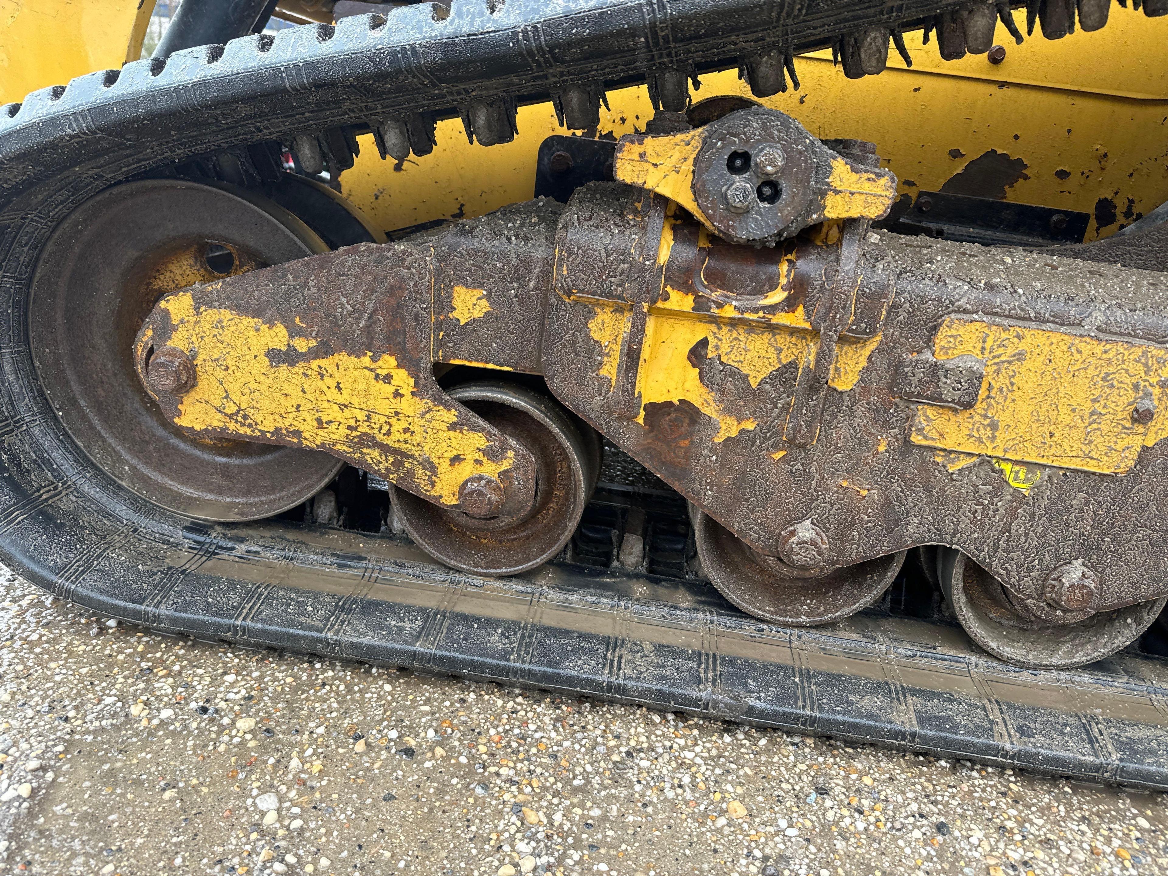 2018 CAT 289D RUBBER TRACKED SKID STEER SN:TAW10806 powered by Cat diesel engine, equipped with