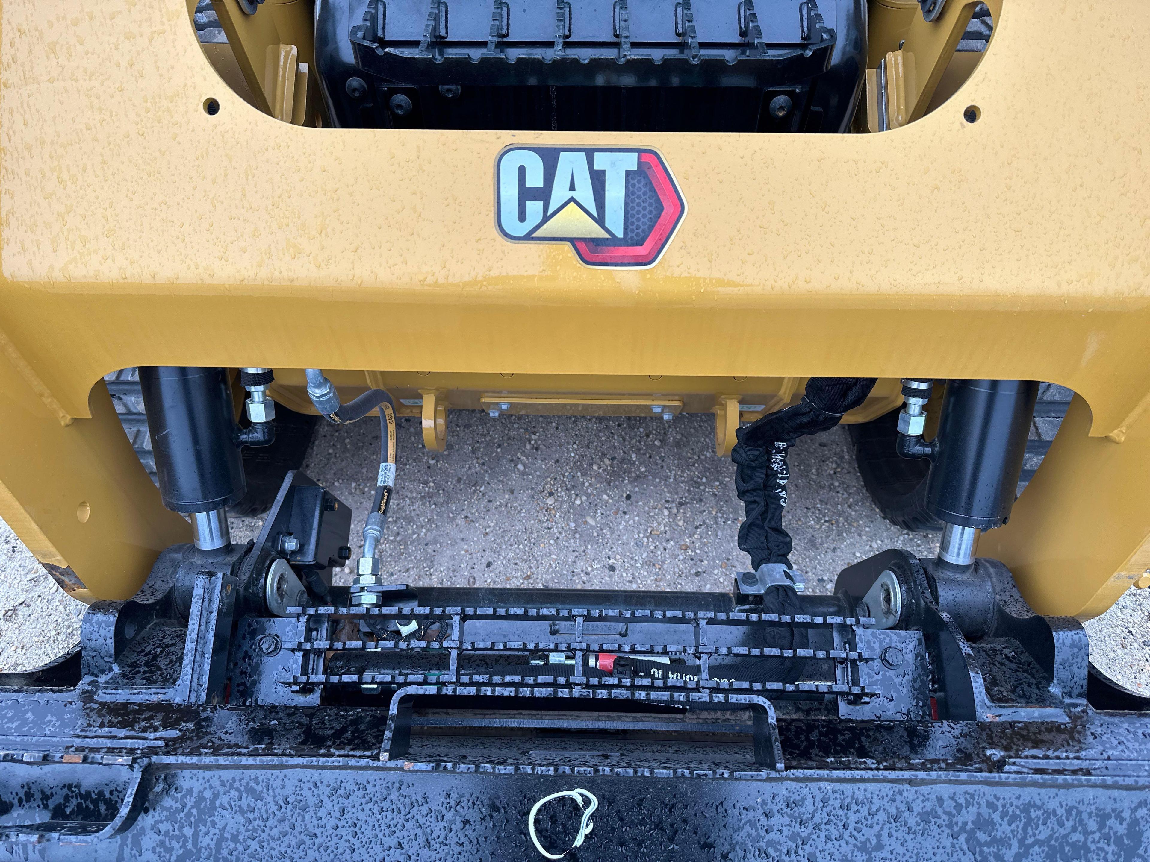 2023 CAT 259D3 RUBBER TRACKED SKID STEER powered by Cat C3.3B DIT EPA Tier 4F diesel engine, 74.3hp,