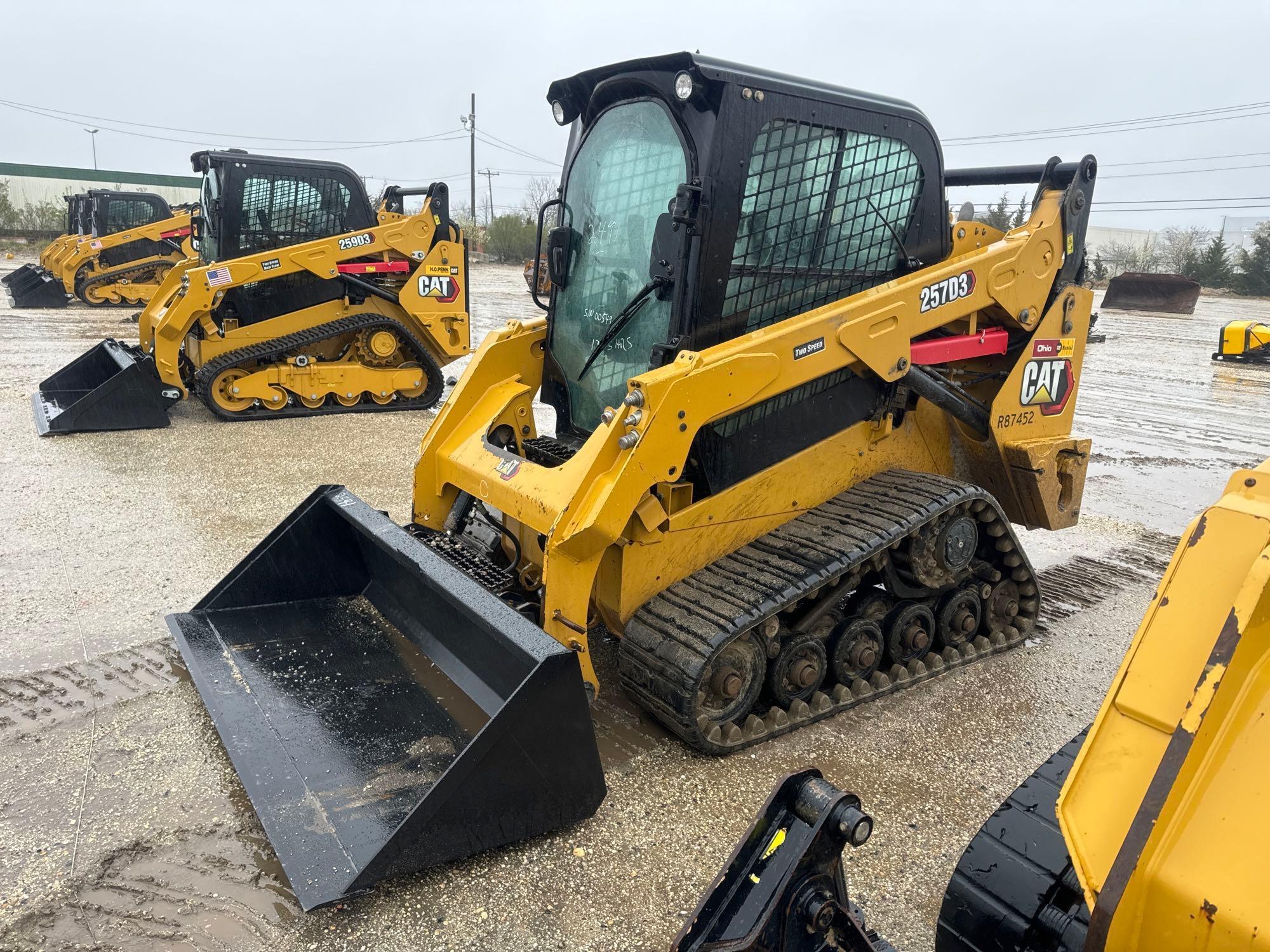 2019 CAT 257D3 RUBBER TRACKED SKID STEER SN:KEZ00549 powered by Cat diesel engine, equipped with