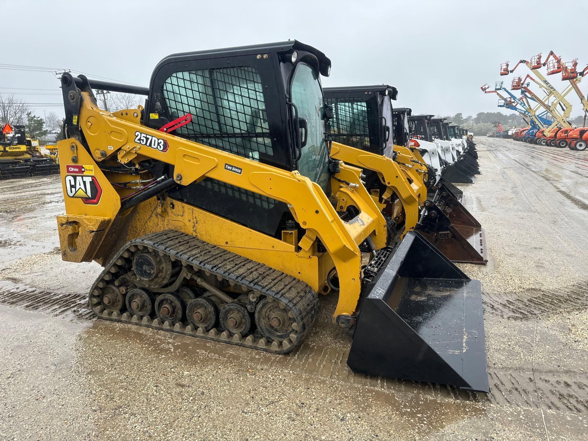 2019 CAT 257D3 RUBBER TRACKED SKID STEER SN:KEZ00549 powered by Cat diesel engine, equipped with