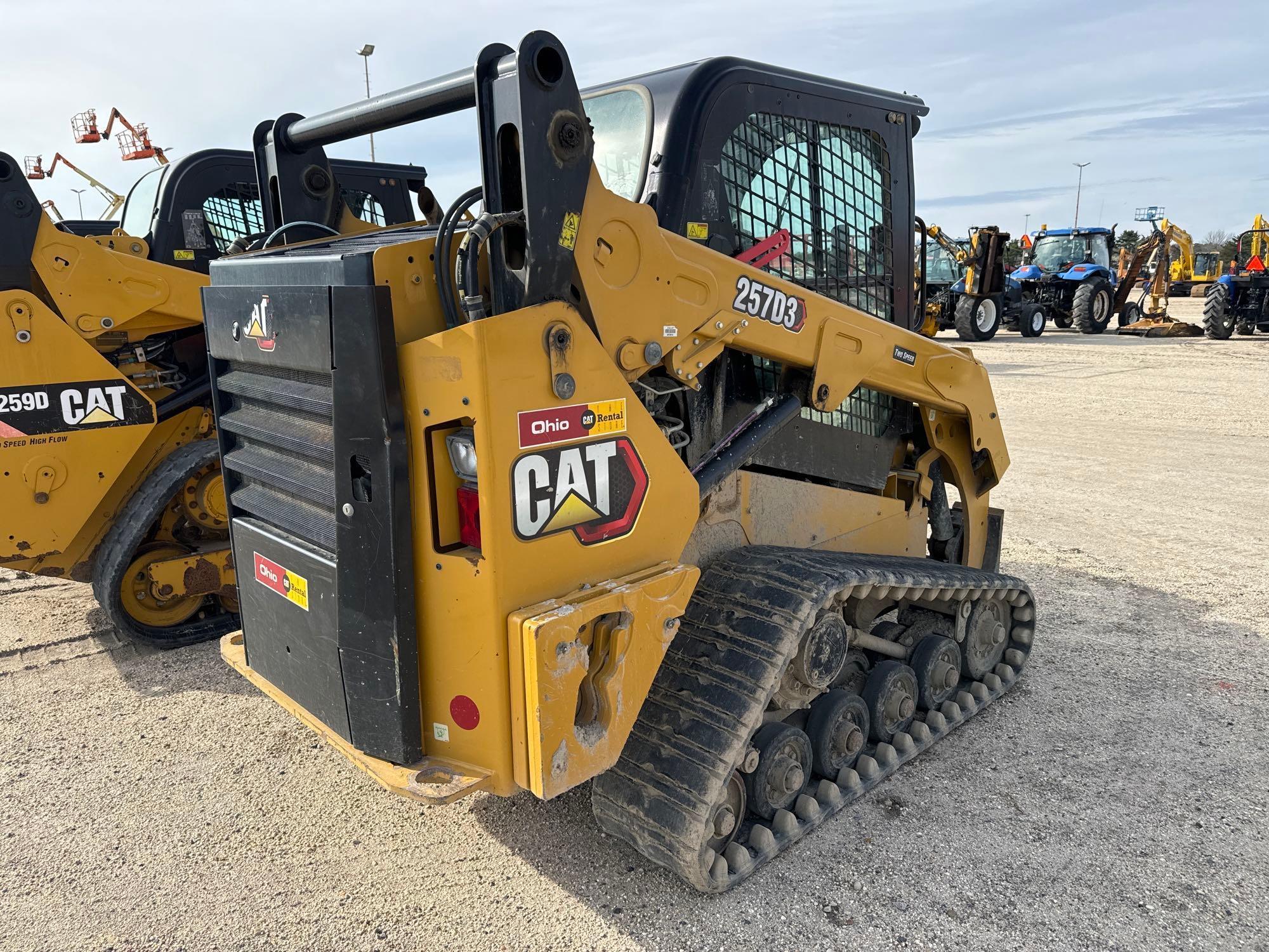 2019 CAT 257D3 RUBBER TRACKED SKID STEER SN:KEZ00549 powered by Cat diesel engine, equipped with