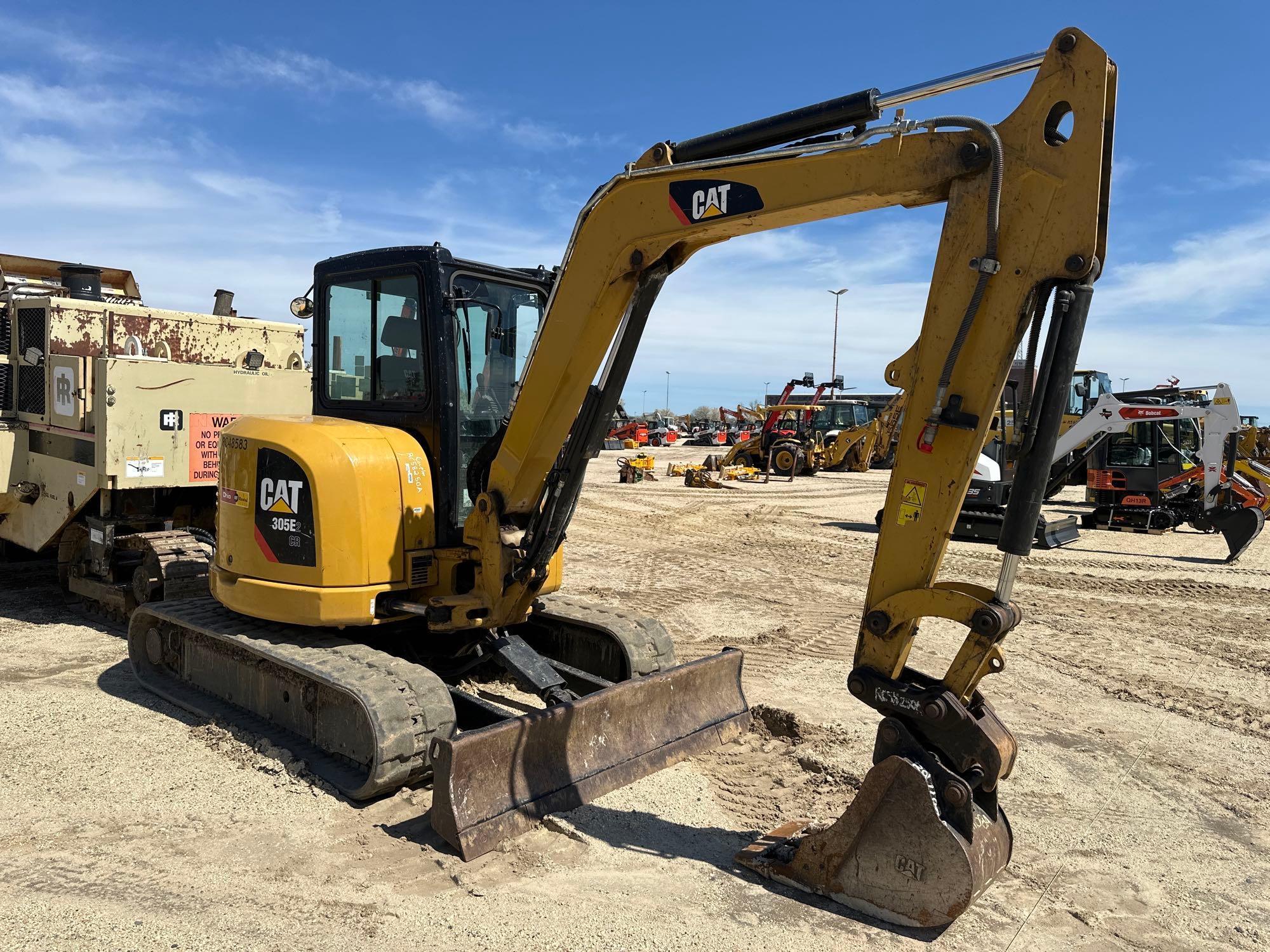 2018 CAT 305E2 HYDRAULIC EXCAVATOR SN:H5M08390 powered by Cat diesel engine, equipped with Cab, air,