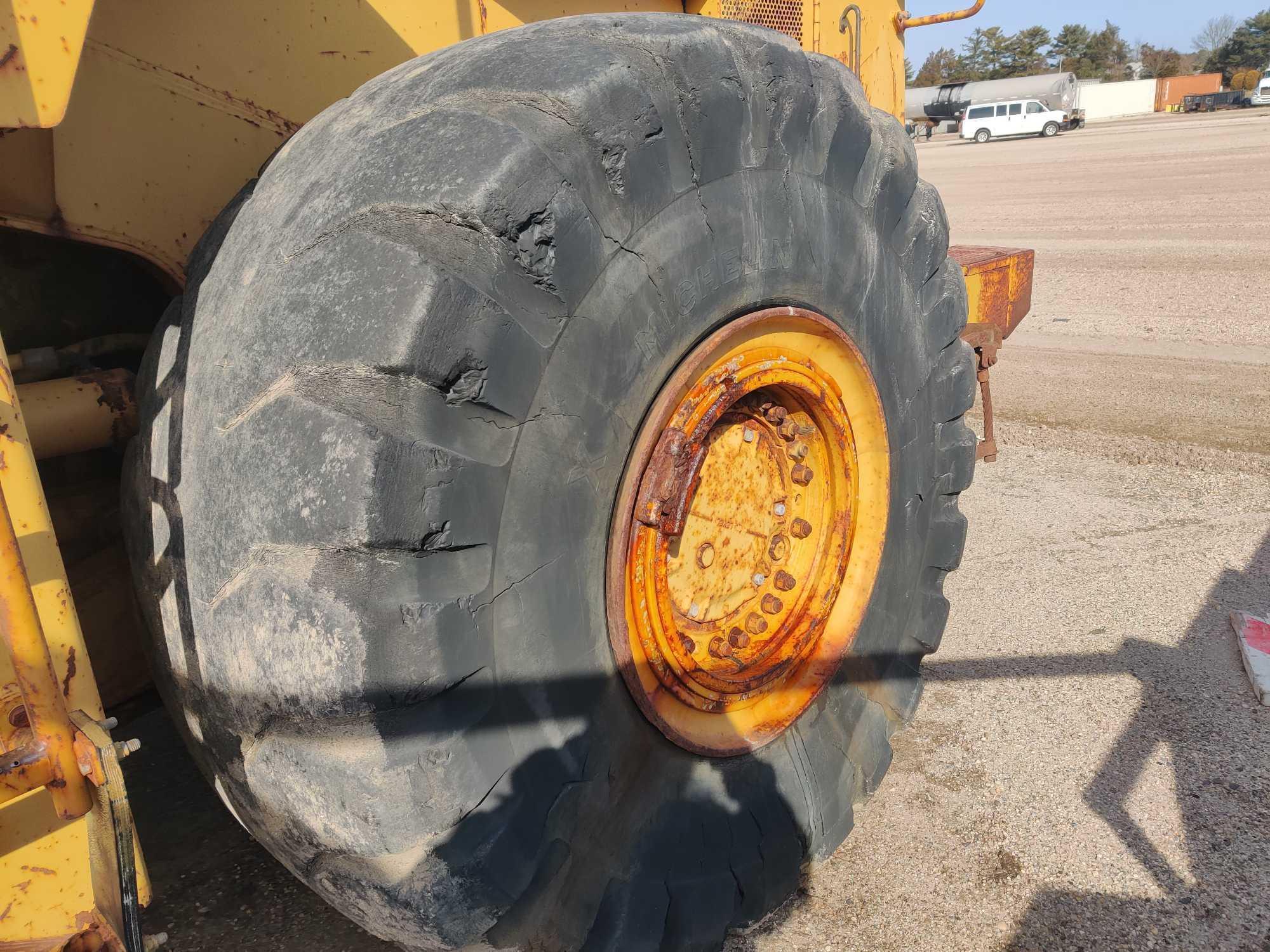 CAT 980C RUBBER TIRED LOADER SN:63X6857 powered by Cat diesel engine, equipped with EROPS, GP